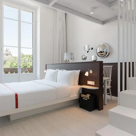 Ruby Bea Hotel 4*