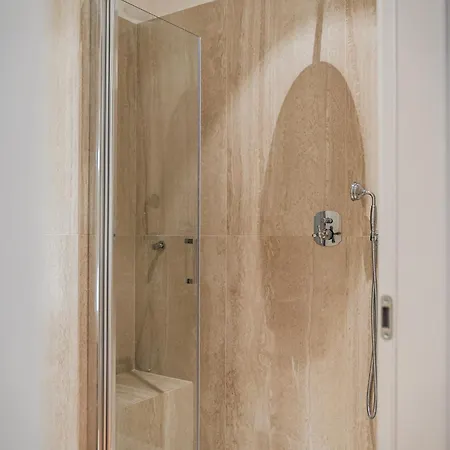 Daire Deluxe Corso 14 With Duomo View Floransa