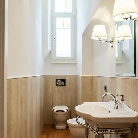 Daire Deluxe Corso 14 With Duomo View *