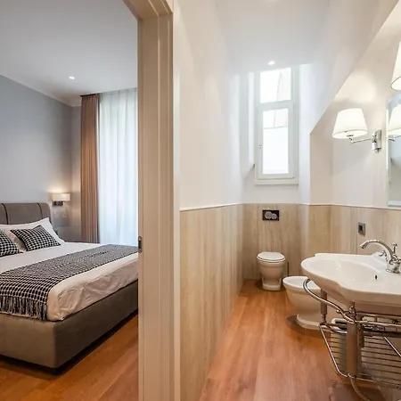Deluxe Corso 14 With Duomo View Daire *