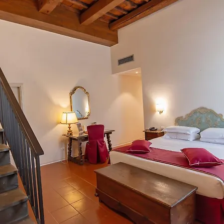 Szálloda Machiavelli Palace 3*