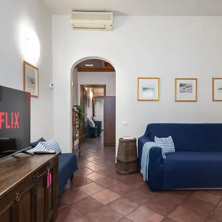 Guelfa 56 Apartment *