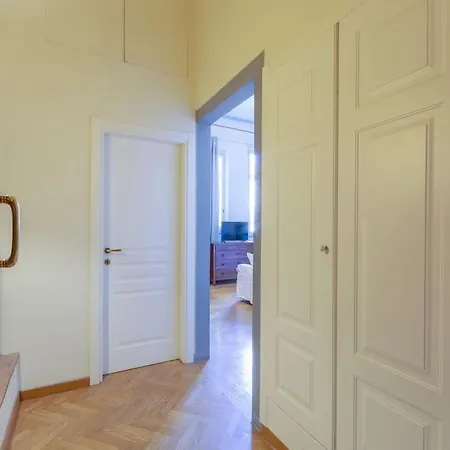 A Flat In Via Della Vigna Nuova Apartment *