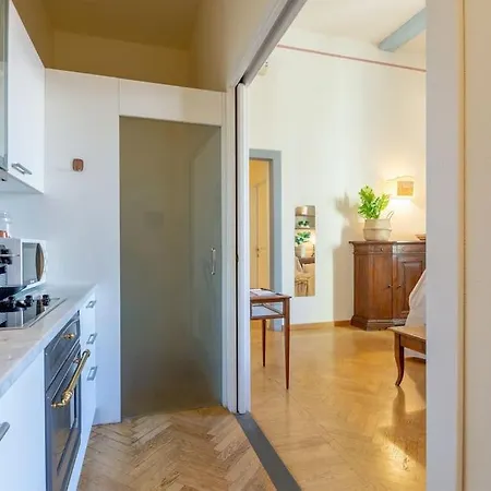 A Flat In Via Della Vigna Nuova Firenze