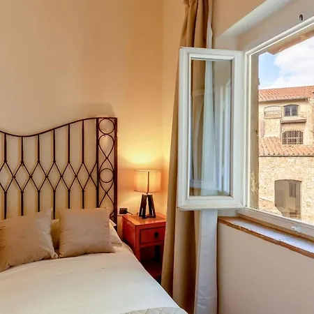 A Flat In Via Della Vigna Nuova *