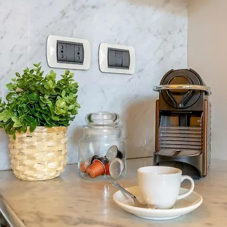 A Flat In Via Della Vigna Nuova Florence