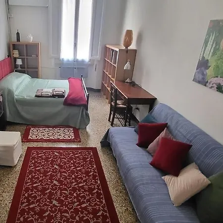 Daire Bright Close To Downtown *