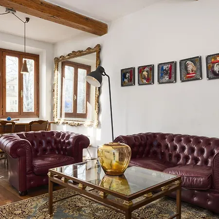 Unyca - Casa D'arte In Piazza Tasso