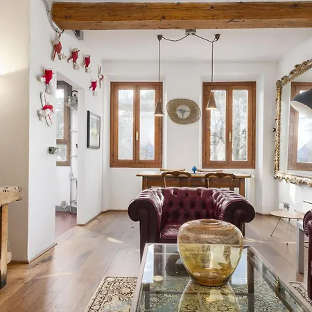 Unyca - Casa D'arte In Piazza Tasso Apartment