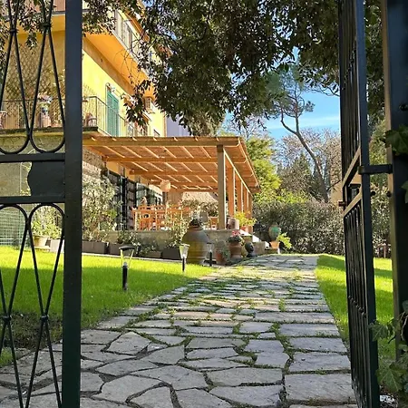 Casa Stibbert Garden Retreat *