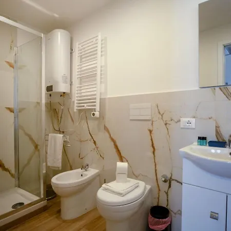 Sant'ambrogio Suite-firenze Centro Διαμέρισμα *