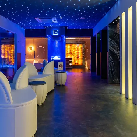 Hotel The Moon Boutique &