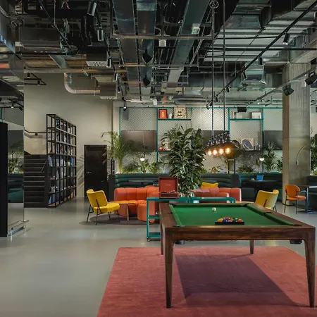 Hotel The Social Hub Belfiore 4*