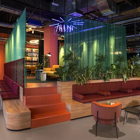 The Social Hub Belfiore 4*
