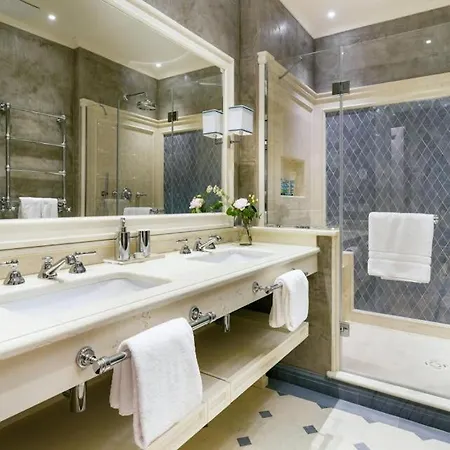 Luxury Corso 14 With Duomo View Apartamento
