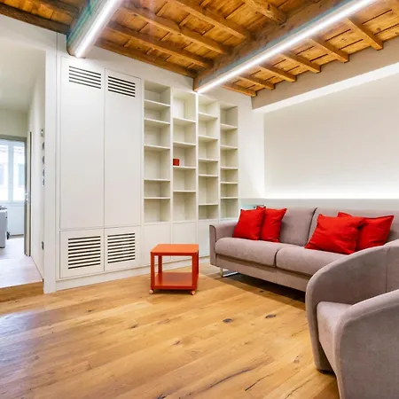 Oltrarno Deluxe, Florence