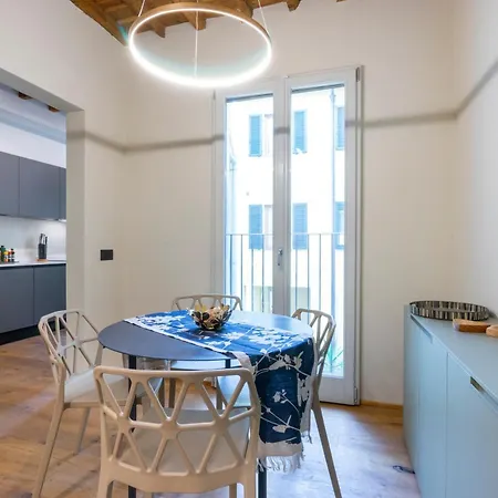 Apartment Oltrarno Deluxe, Florence