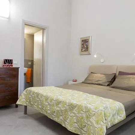 Pitti Flats Serragli *