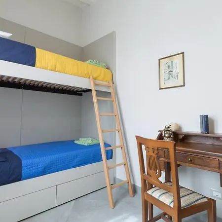 Pitti Flats Serragli Apartment Florence