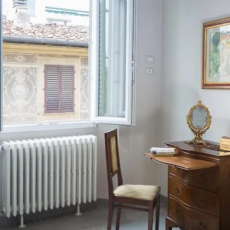 Pitti Flats Serragli Apartment *