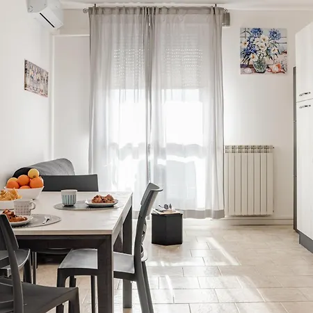 Castelnuovo Hub - Sweet Dreams In *