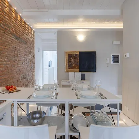 4season Flat 2 Bedrooms 10 Min Walk From The Cathedral *