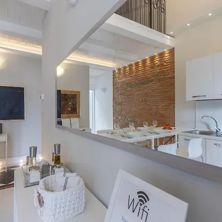 Apartment 4season Flat 2 Bedrooms 10 Min Walk From The Cathedral Florence