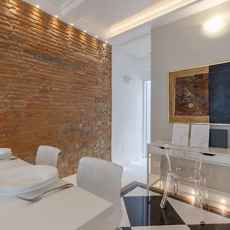 4season Flat 2 Bedrooms 10 Min Walk From The Cathedral Apartment *