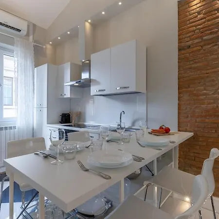 Apartment 4season Flat 2 Bedrooms 10 Min Walk From The Cathedral
