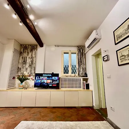 Cozy Near Piazzale Michelangelo Διαμέρισμα *