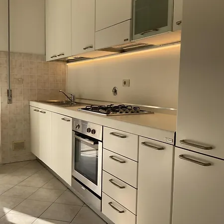 Coach 67 Apartment
