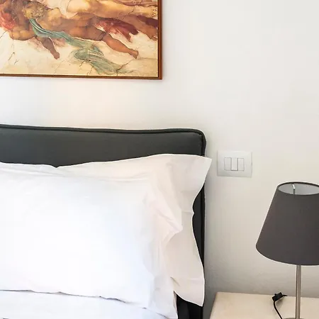 Dome House, Apartment *