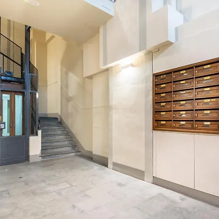 Dome House, Apartment *