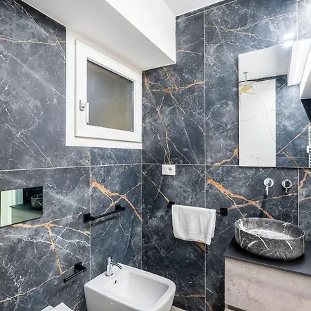 Apartment Elegance A Pochi Passi Dal Centro