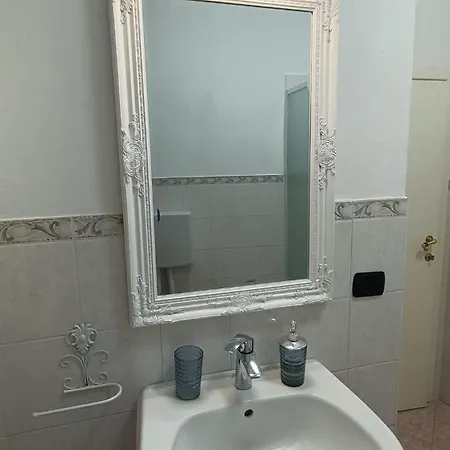 Ilaria Apartment *