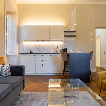 Calzaiuoli Private House Silver Florencia
