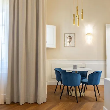 Daire Calzaiuoli Gold Private House With Terrace *
