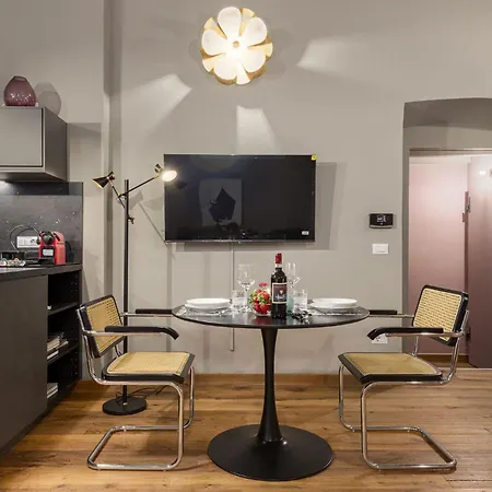 Unyca - Atelier Santa Croce Apartment Florence