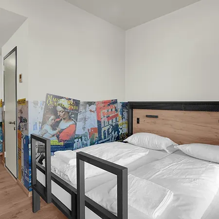 Hostal A&o Firenze Campo Di Marte *