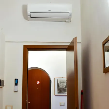 Calzaioli Apartment *