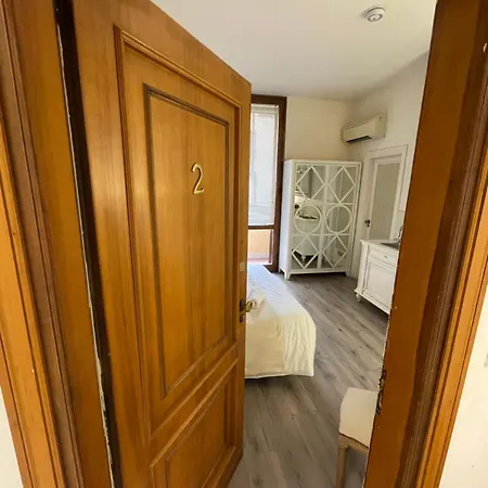Apartment Charming Next To The Duomo Florence