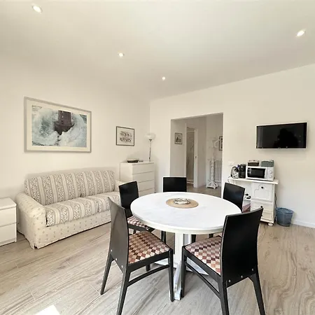 Borgo Verde-5 Minutes From The Station Appartement