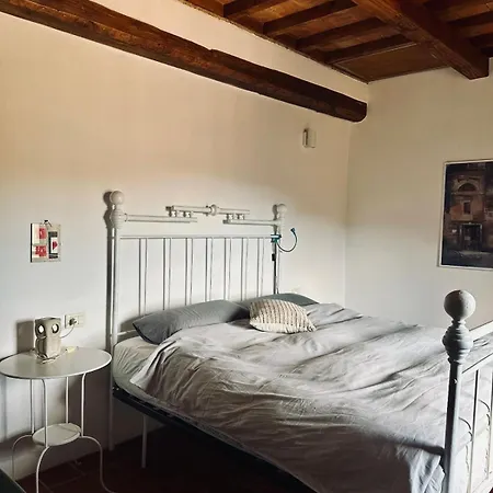 Apartment Santa Monaca Medieval *