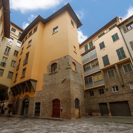 New - Ponte Vecchio Tower Апартаменты Флоренция