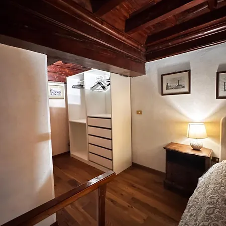 Brunelleschi - 14th Century Just 120 Steps From Cathedral - Intero Apartment