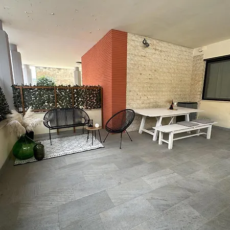 Niccolo's Apartment *