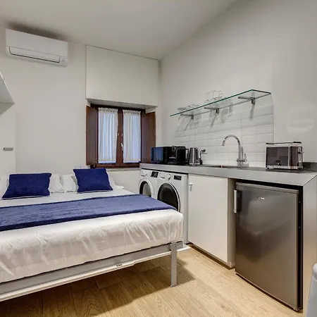 Apartment House G Florence