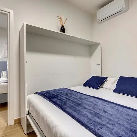 Apartment House G