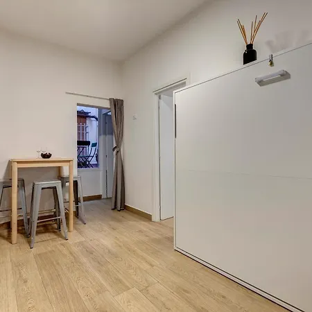 House G Apartment *