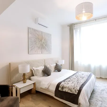 Duomo - Esclusive Luxury